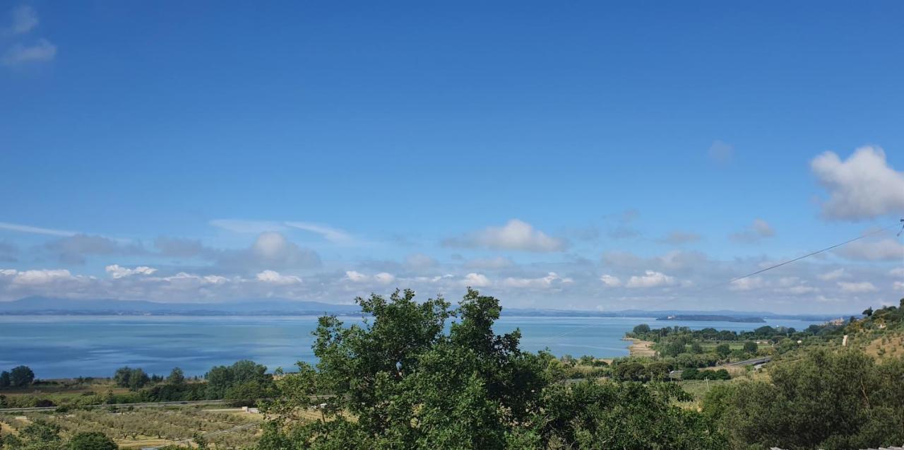Poloturisticoumbria Rustico Con Piscina Vista Lago Пассіньяно-суль-Тразімено Екстер'єр фото